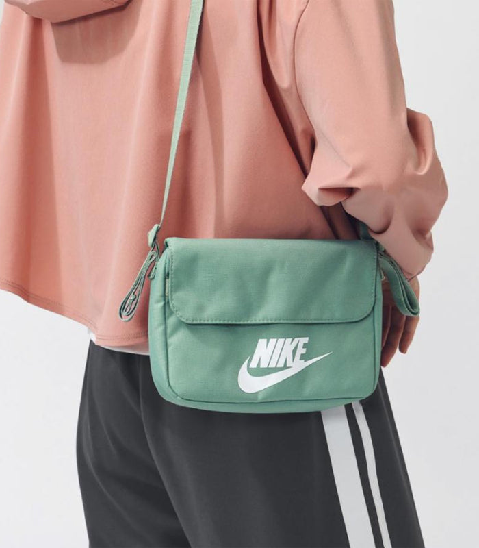 Bolso Nike Sportswear Futura 365 Crossbody  CW9300-016