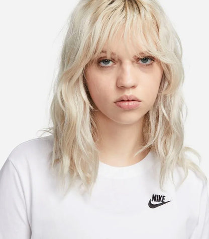 Polera Nike  Sportswear Club  DX7902-100