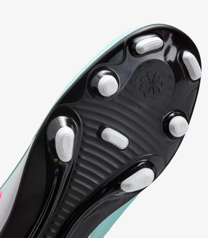 Zapatos de Fútbol Nike  Phantom Luna II Club FG/MG  FJ2558-300