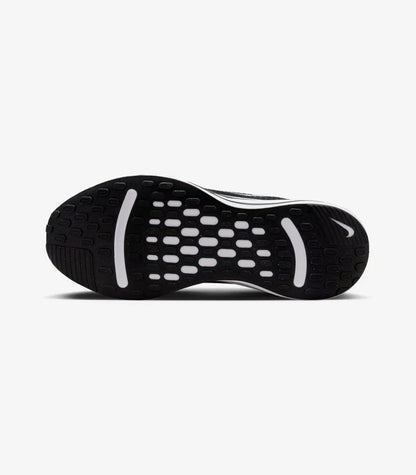 Zapatilla Nike  Journey Run  FN0228-001