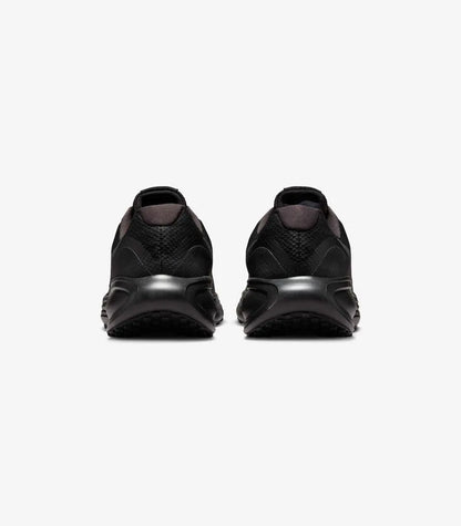 Zapatilla Nike  Revolution 8  HJ9198-002