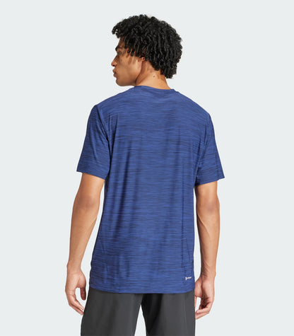 Polera Adidas  Entrenamiento Train Essentials Stretch IA3901