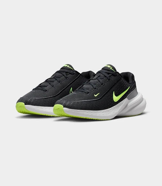 Zapatilla Nike  Uplift SC  IB2765-009