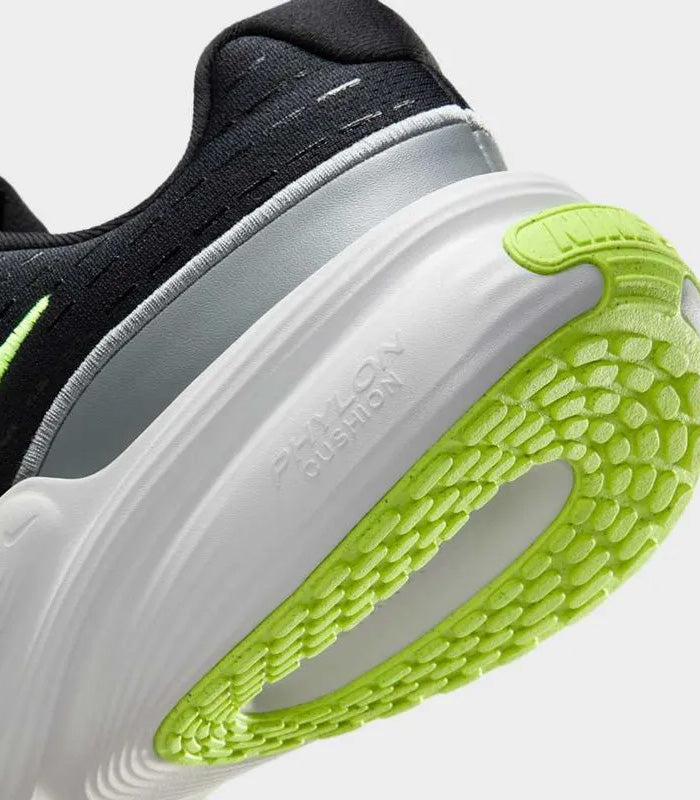 Zapatilla Nike  Uplift SC  IB2765-009