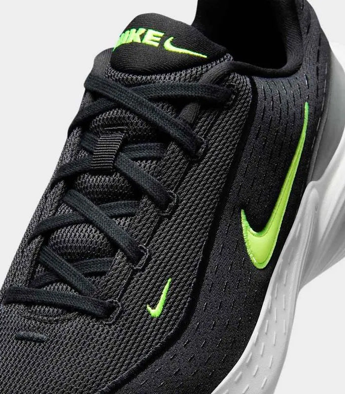 Zapatilla Nike  Uplift SC  IB2765-009