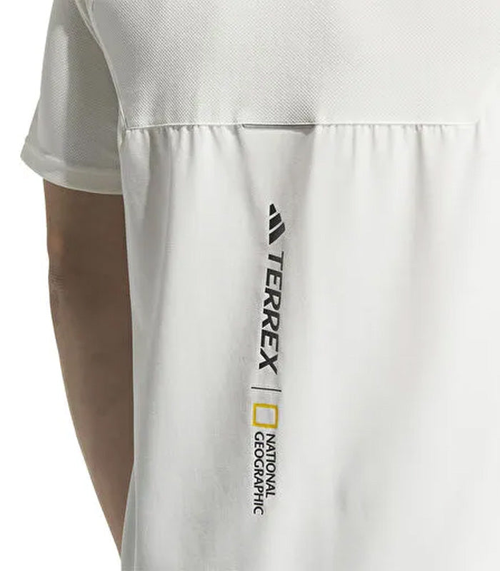 Polera Adidas  National Geographic  IC1987