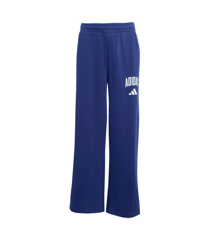 Pantalón Adidas  Seasonals Essentials con Tipografía Universitaria  JM1539