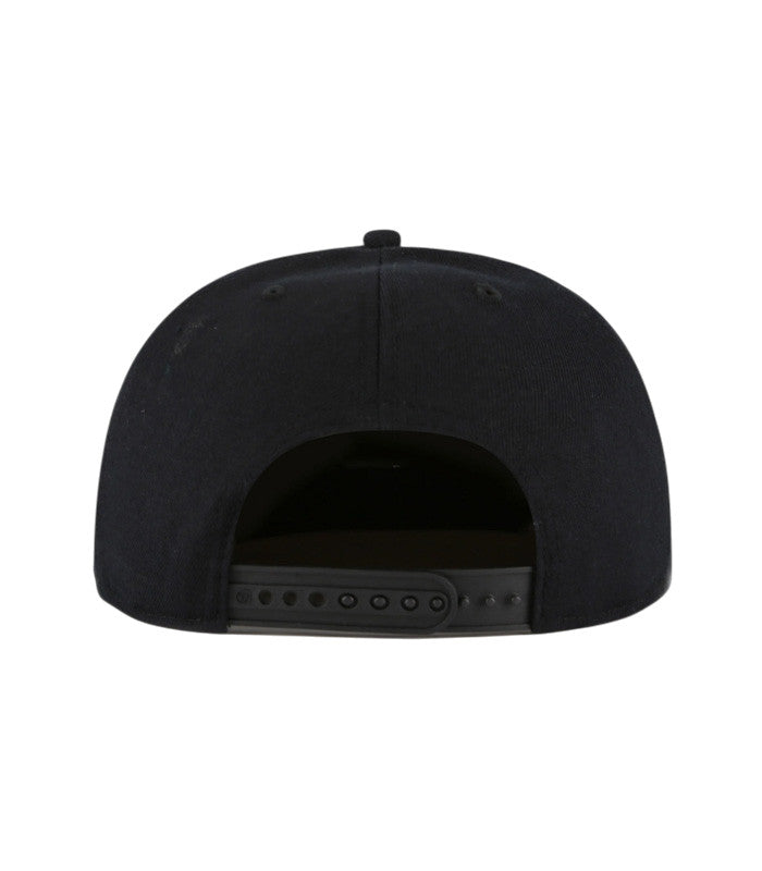 Gorro 47  Colo Colo Captain Sure Shot Letters  180